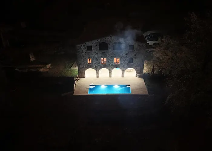 Mas Puig De Baix With Private Pool And Gardens