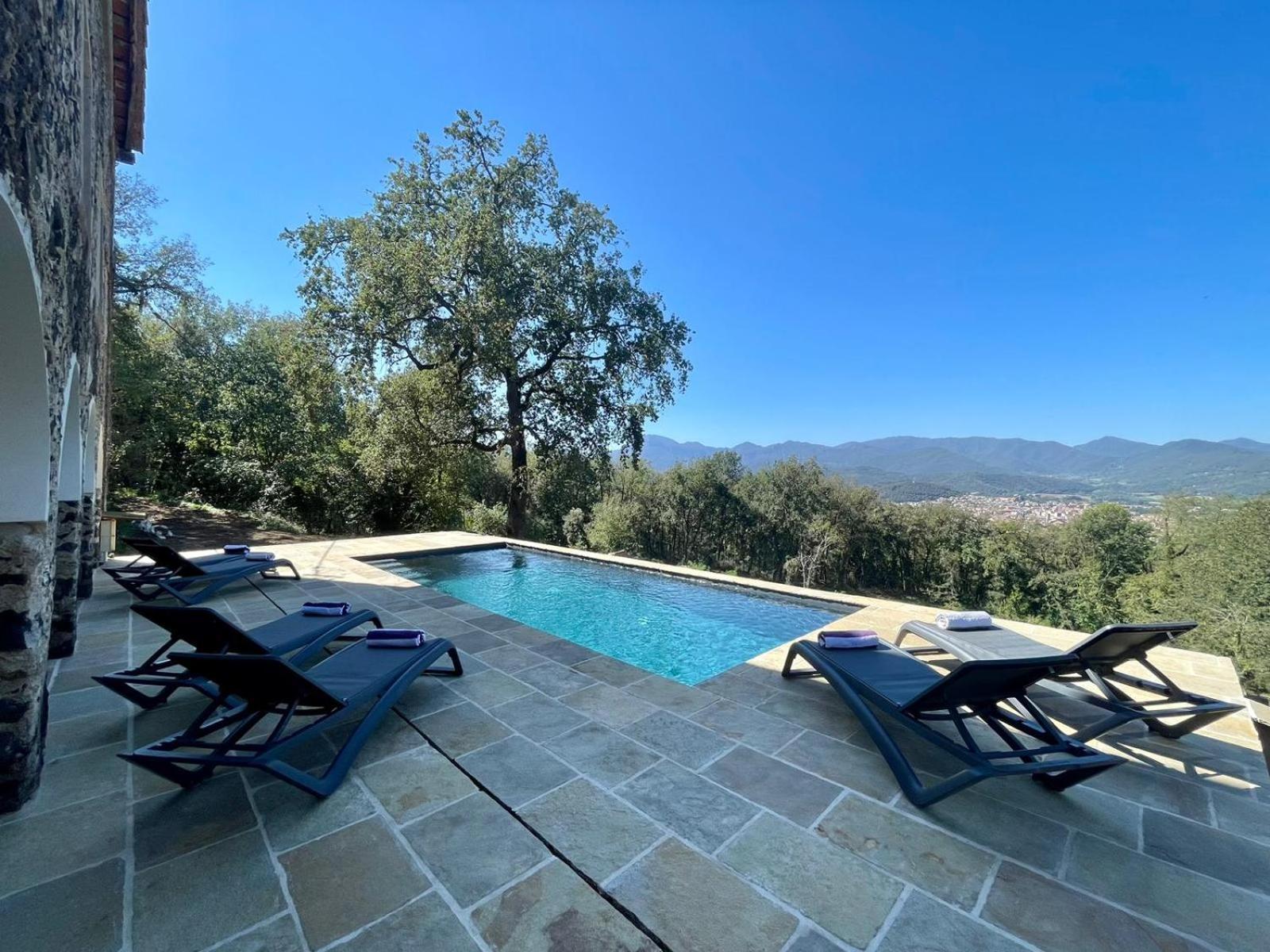 Mas Puig De Baix With Private Pool And Gardens Casa de Férias Olot